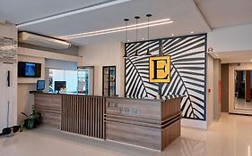 Executive Hotel Mt